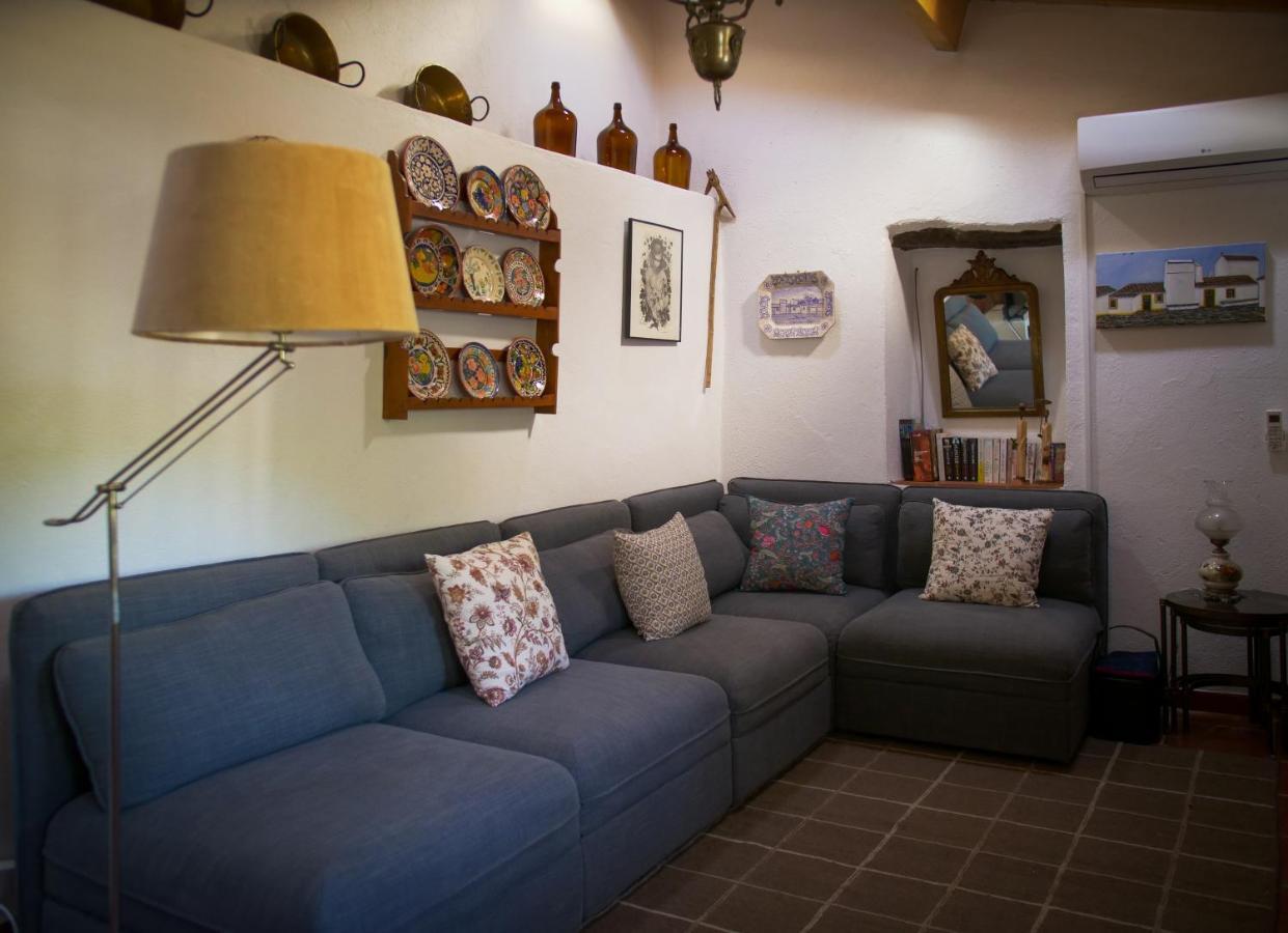 Casas De Santa Rita Evora Monte
